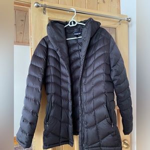 Patagonia Goose Down Jacket, Size Large